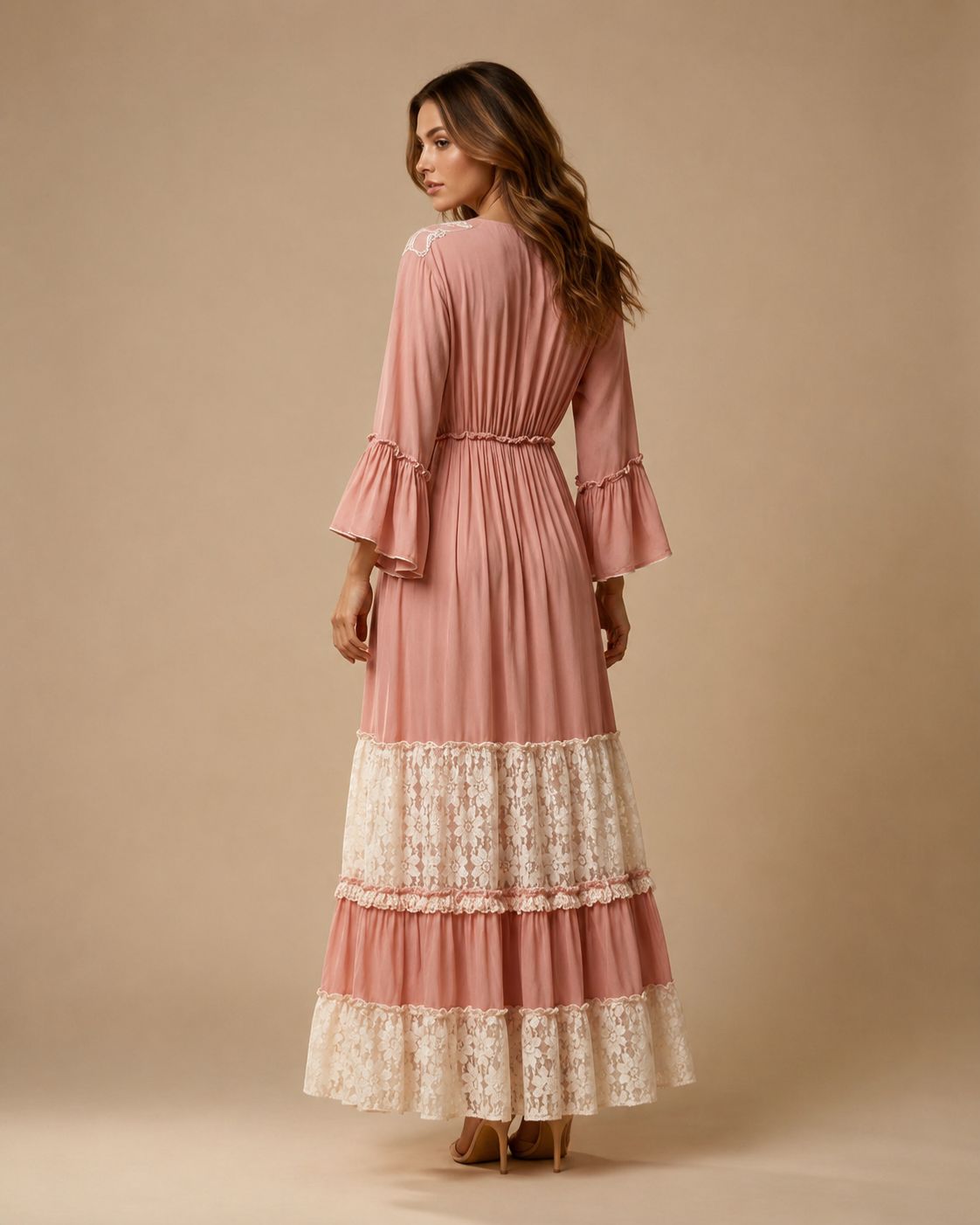 Bohemian Soul – Maxi Dress with Lace and Embroidery | Free and Elegant