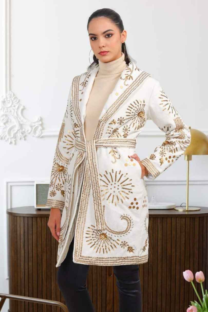 Abrigo Yara con Bordado Dorado