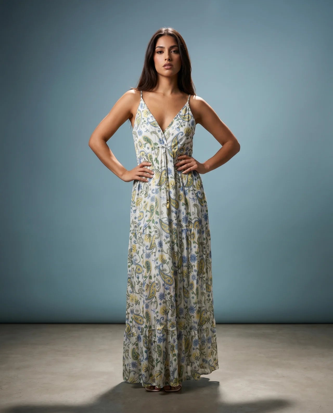 Vestido Murk | Un Diseño Exclusivo que Realza tu Belleza en Cada Paso