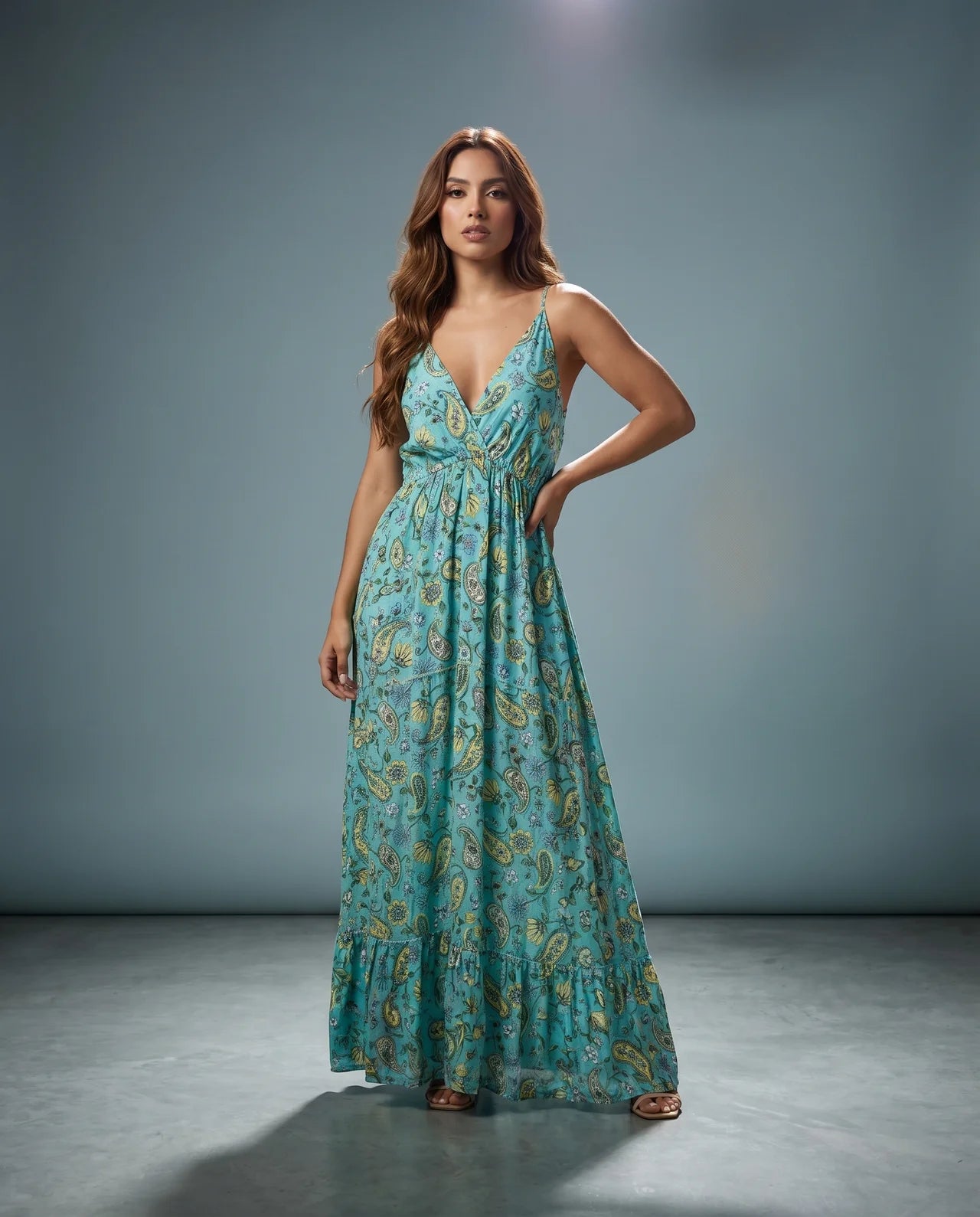Vestido Murk | Un Diseño Exclusivo que Realza tu Belleza en Cada Paso