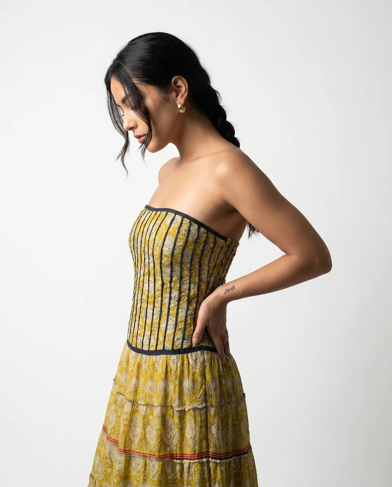 Vestido Évora | La Elegancia Artesanal que Despierta Todas las Miradas
