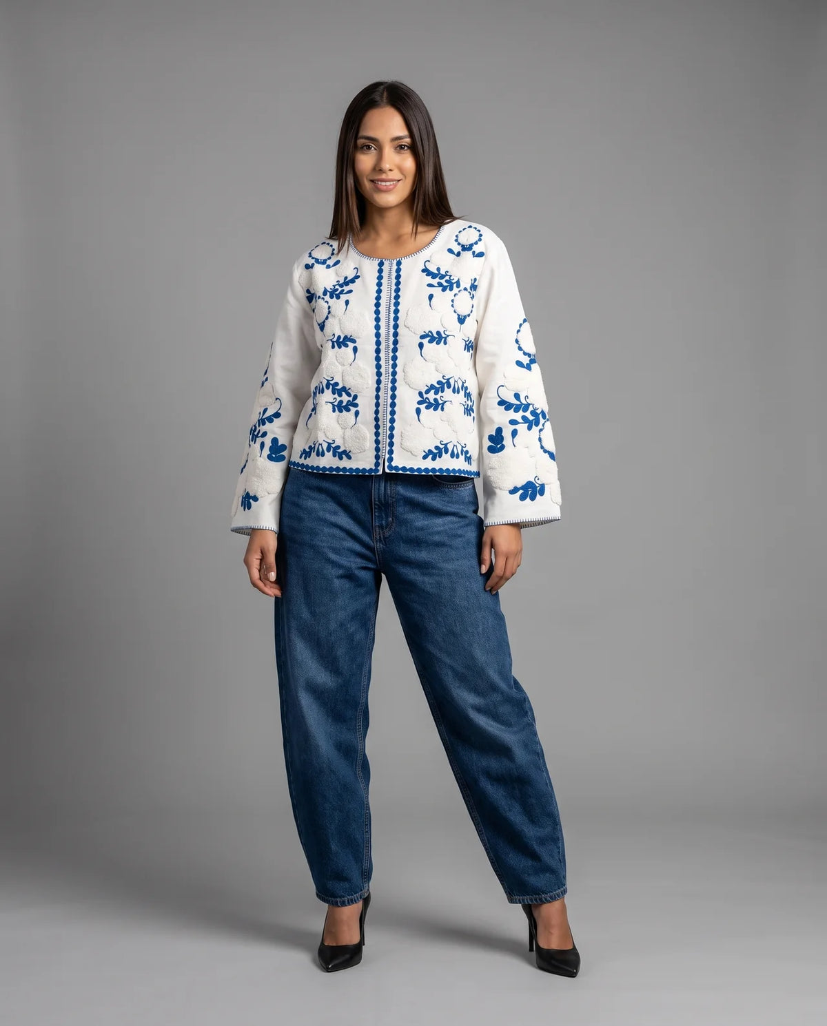 LÚA  Premium Cotton Jacket with Artisan Floral Embroidery in White & Blue or White & Beige