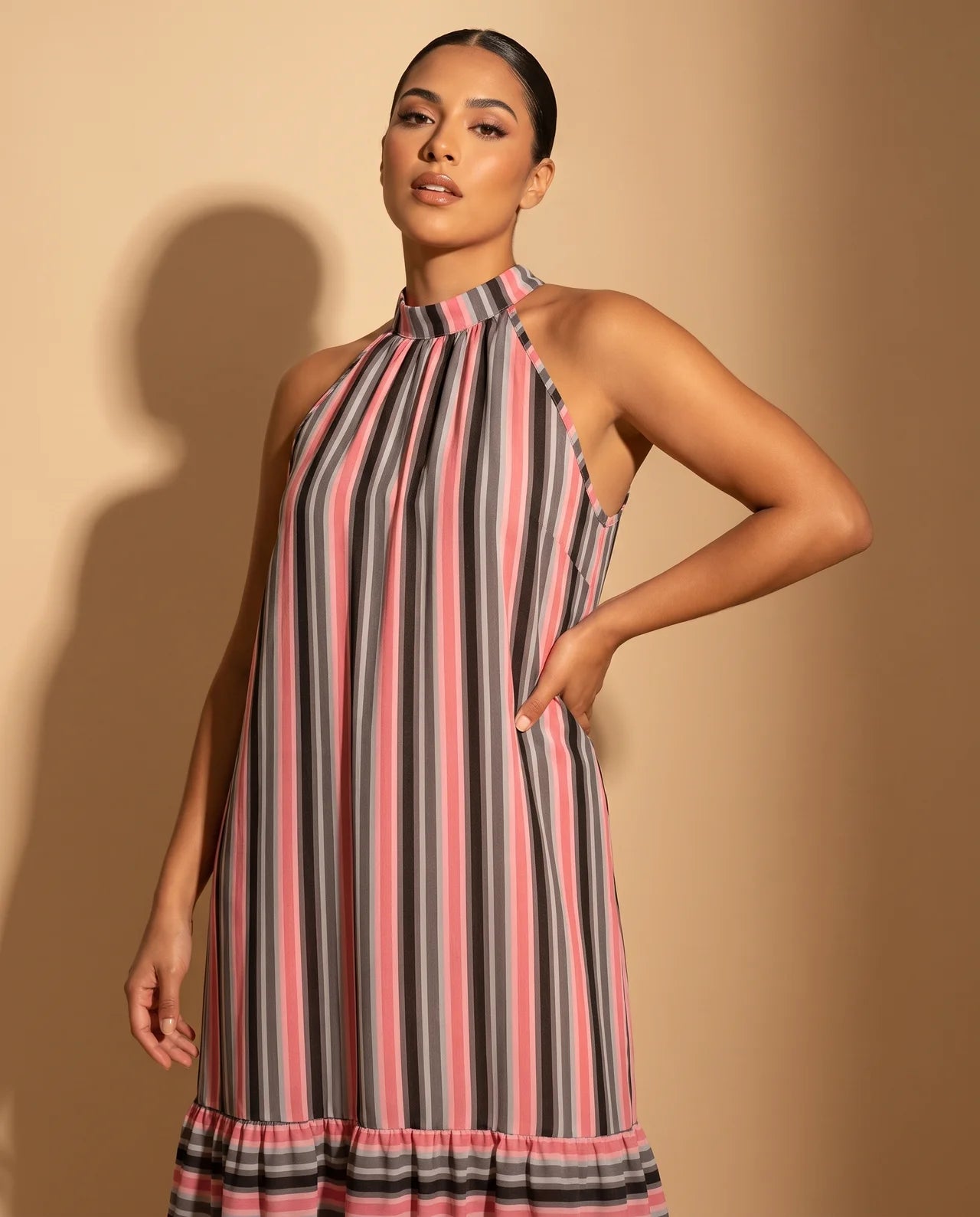 Vestido Aria | La Elegancia Atemporal que Realza tu Belleza Natural