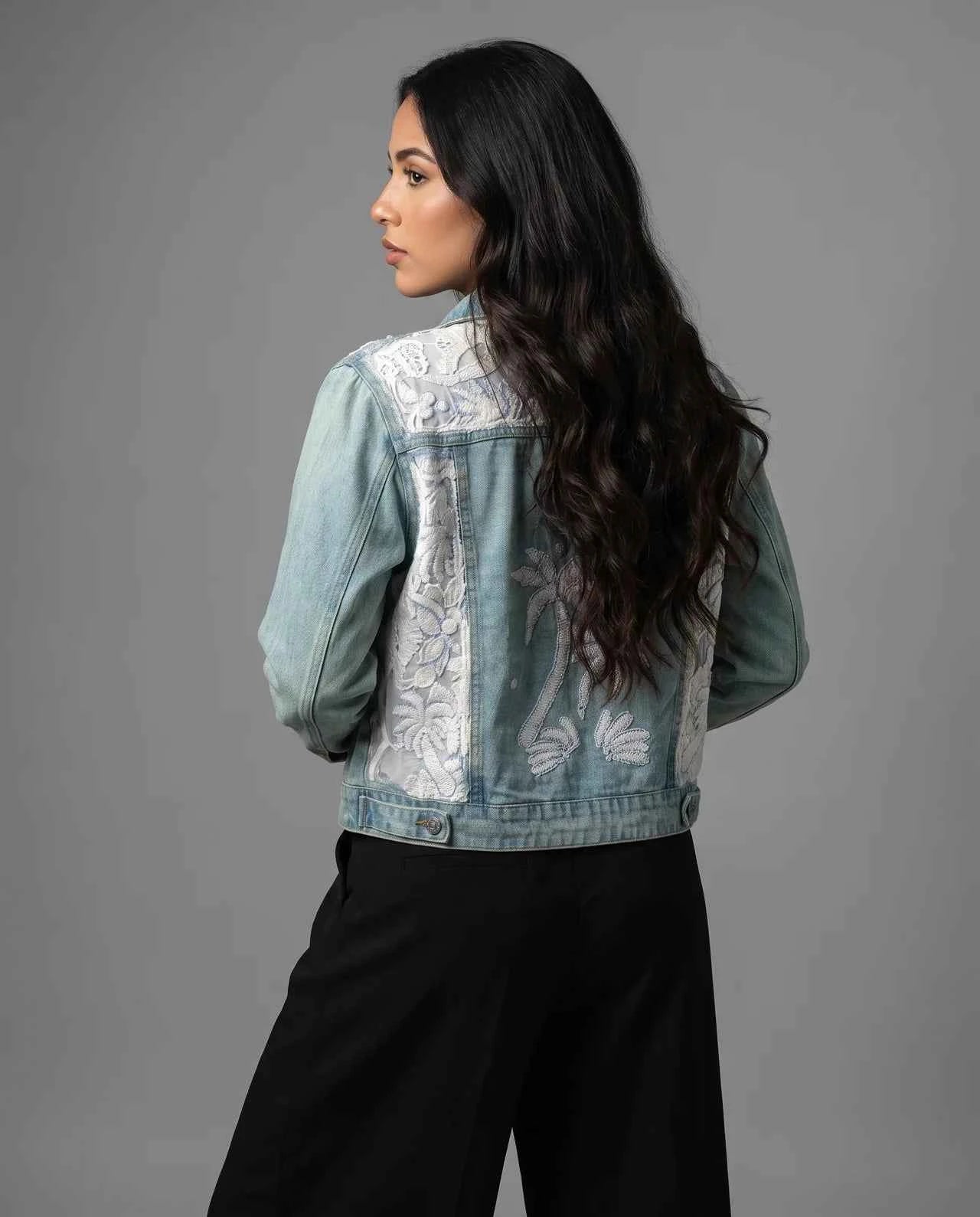 Palmira | The Timeless Denim Jacket That Blends Effortless Style with Everyday Comfort