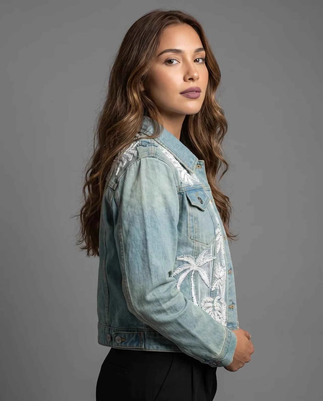 Palmira | The Timeless Denim Jacket That Blends Effortless Style with Everyday Comfort