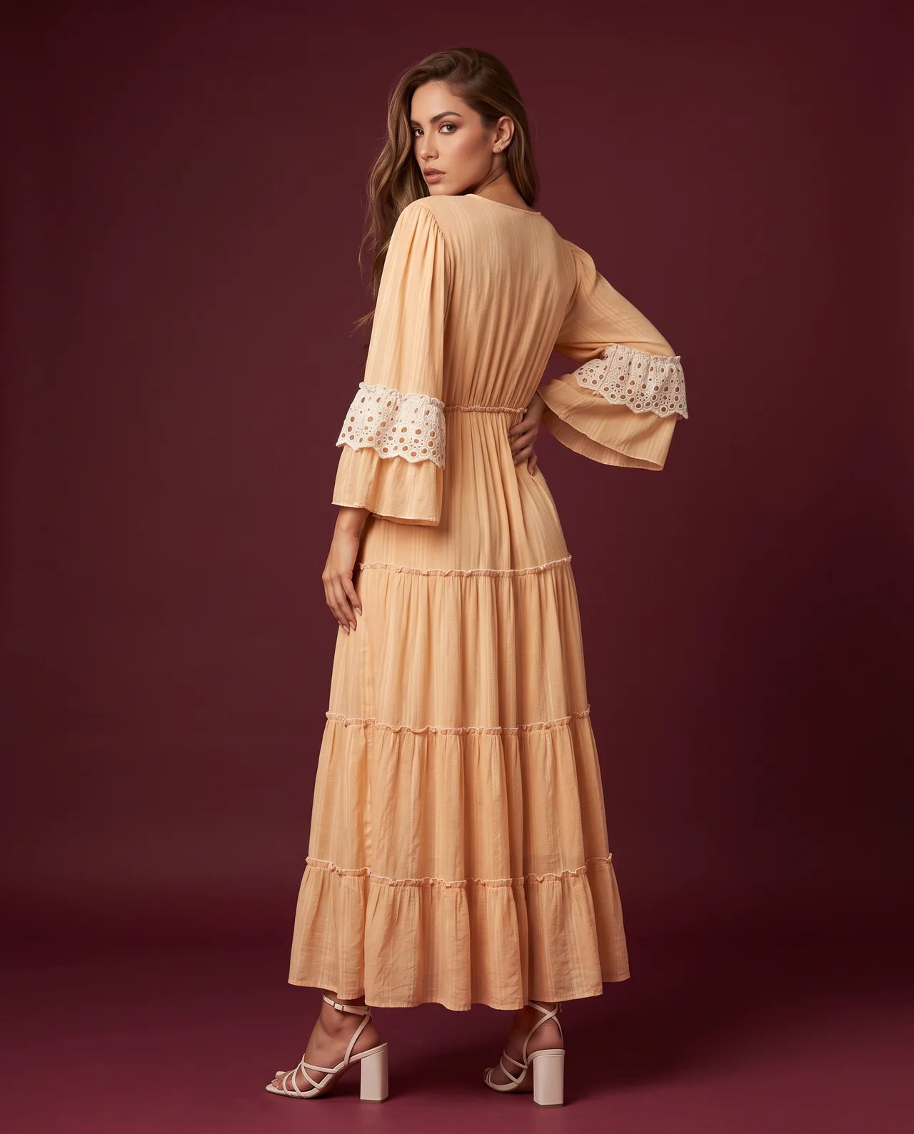 Yale Dress – Luxurious Wool Adorned with Handcrafted Sequins