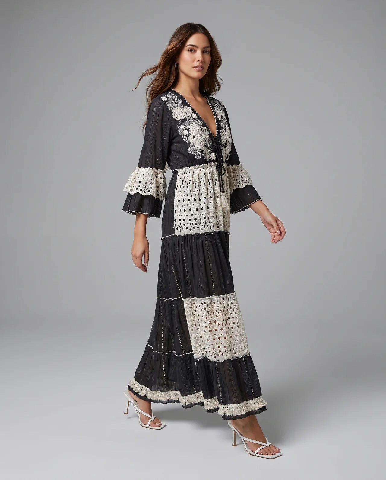 Yale Dress – Luxurious Wool Adorned with Handcrafted Sequins